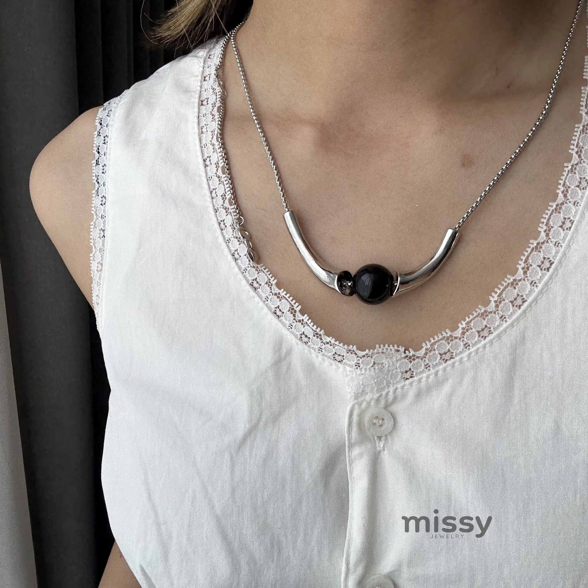 Sullivan Asymmetric Agate Horn Necklace [M9UODCIP]