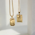 Sun and Moon Pendant Necklace [MGN8HVHL]