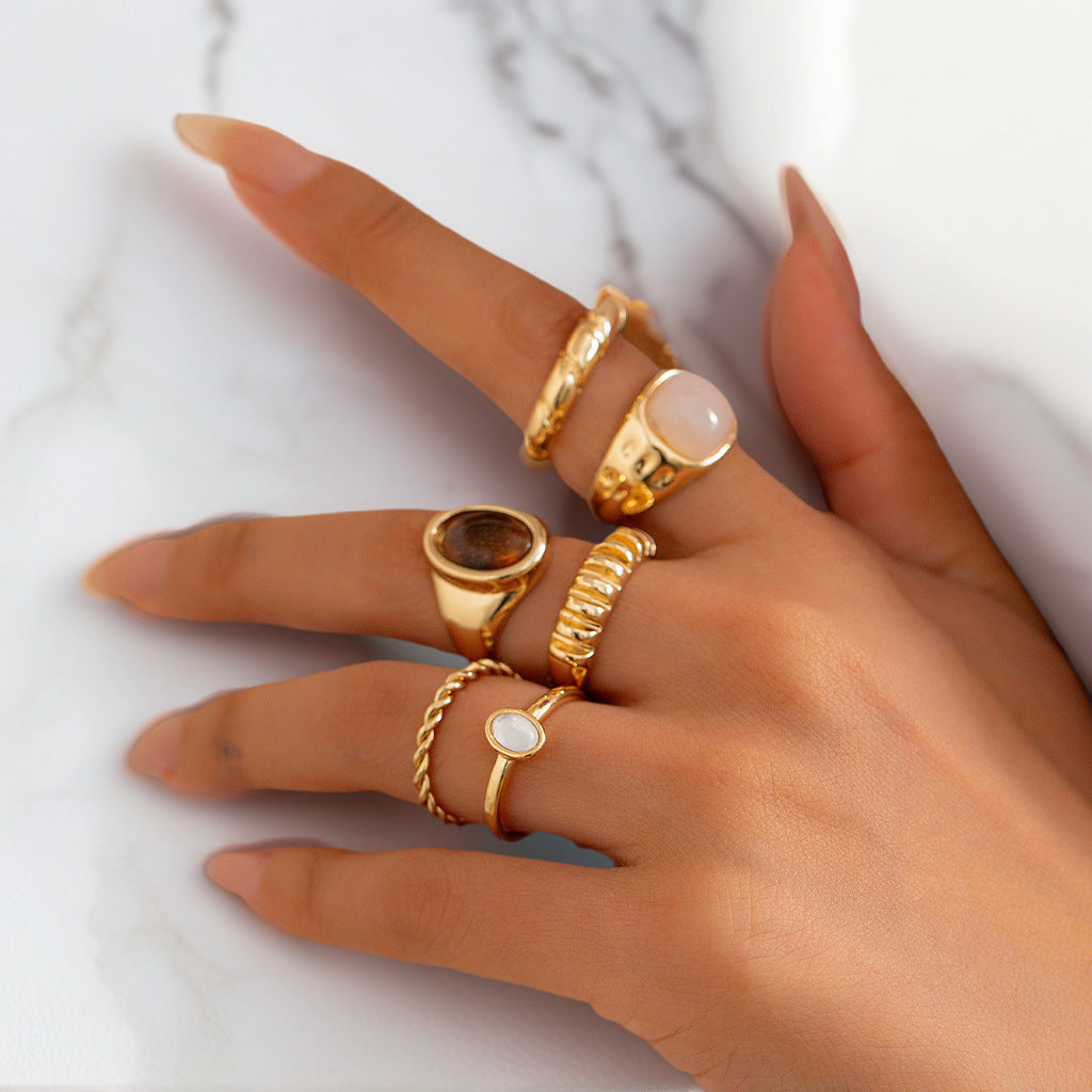 Symphony Gold Stacking Ring Set [VZV8RON3]