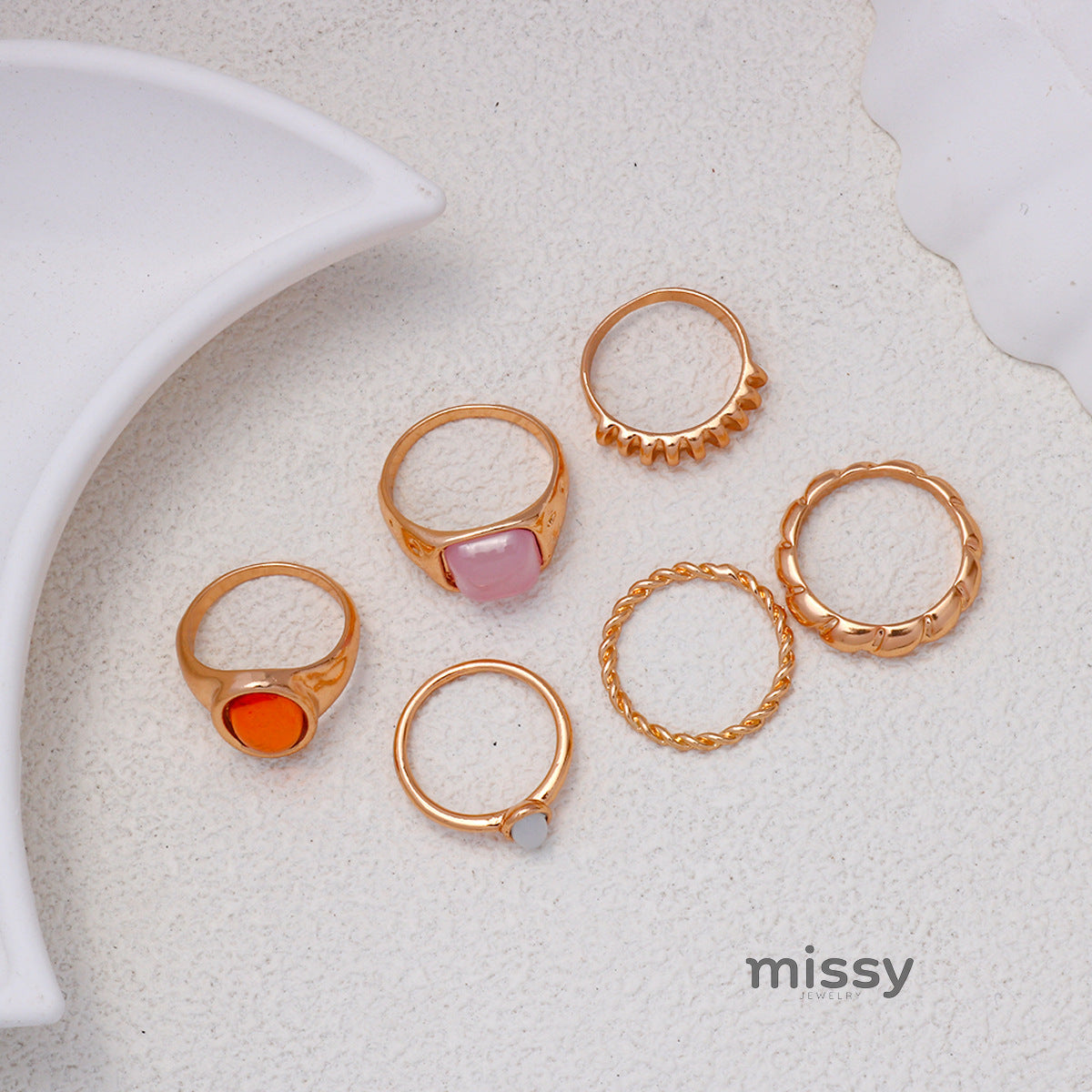 Symphony Gold Stacking Ring Set [6H3DJO5E]
