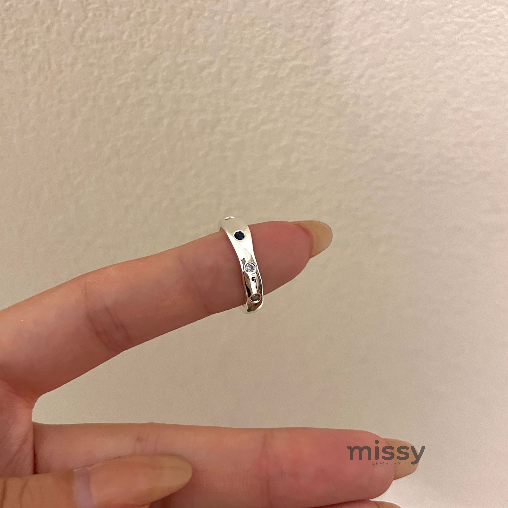 Taina Dainty Zircon Open Ring [4U5DJTPD]