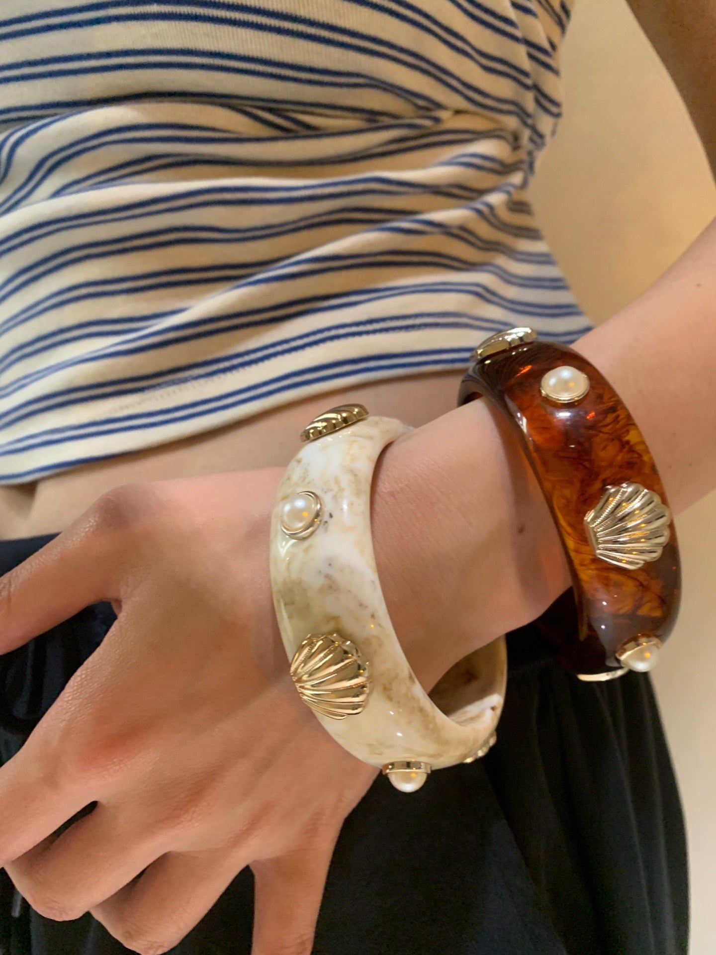 Tallulah Resin Shell Bangle