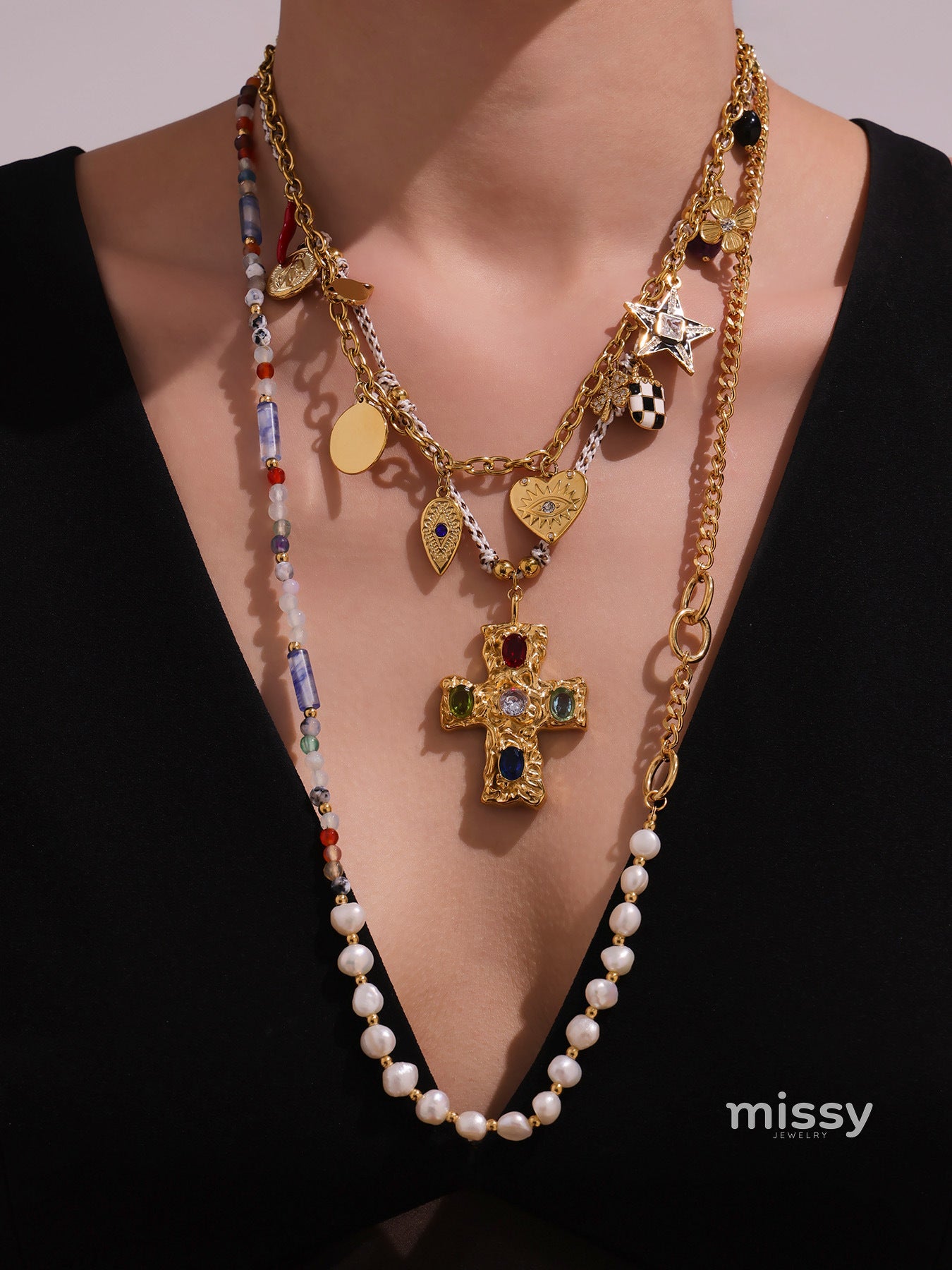 Tanaya Luxe Pendant Necklaces [VU8SIX1I]