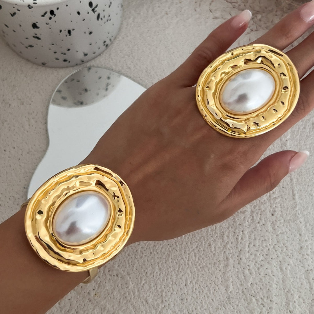 Tanishka Metallic Pearl Bracelet Set [MRPMWMCX]