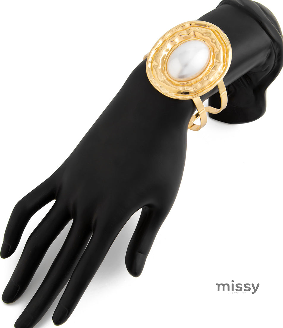 Tanishka Metallic Pearl Bracelet Set [DS1S37Q4]