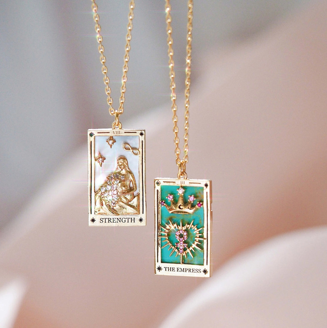 Tarot Card Pendant Necklace [64D8IHGC]