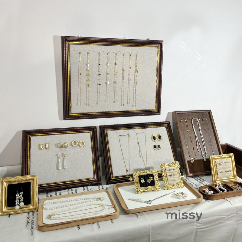 Taylah Jewelry Display Essentials [Z5XRTRX0]