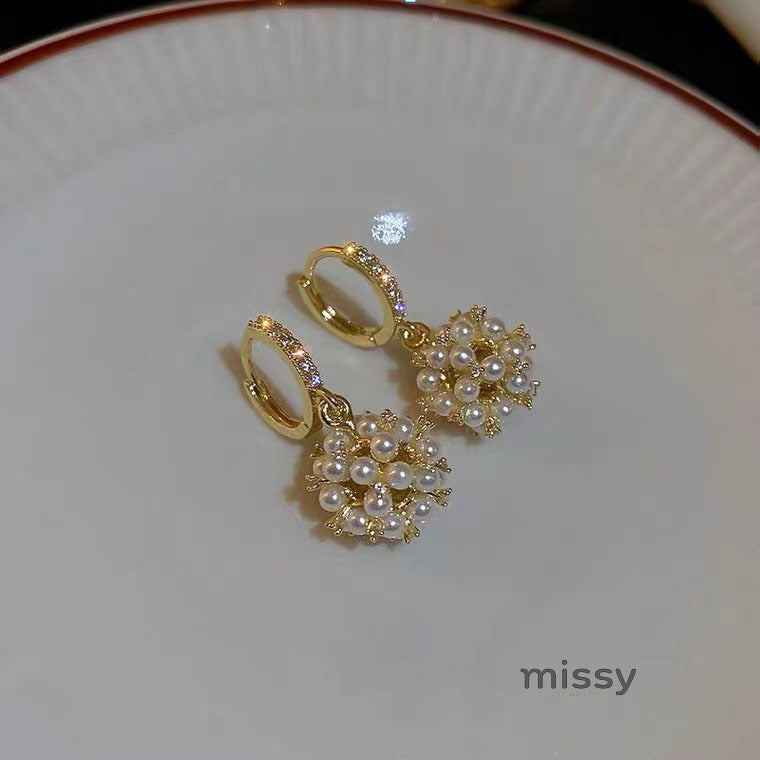 Tehilla Pearl Zircon Drop Earrings [H6BAT091]