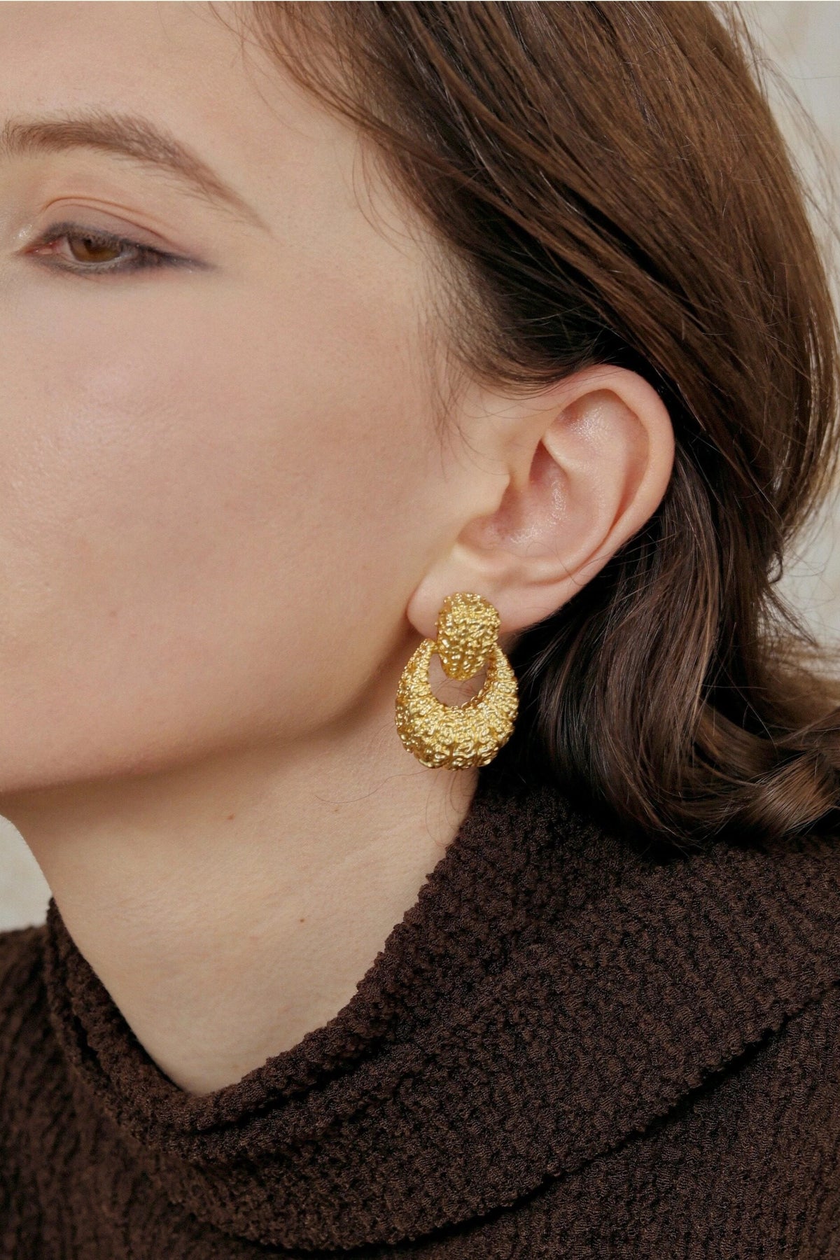 Textured Gold Lava Pendant Earrings [FI8I5KUG]