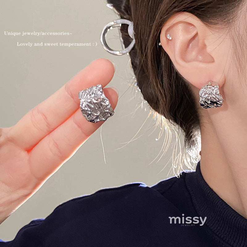 Timber Pleated C-Hoop Earrings [09G24BQE]