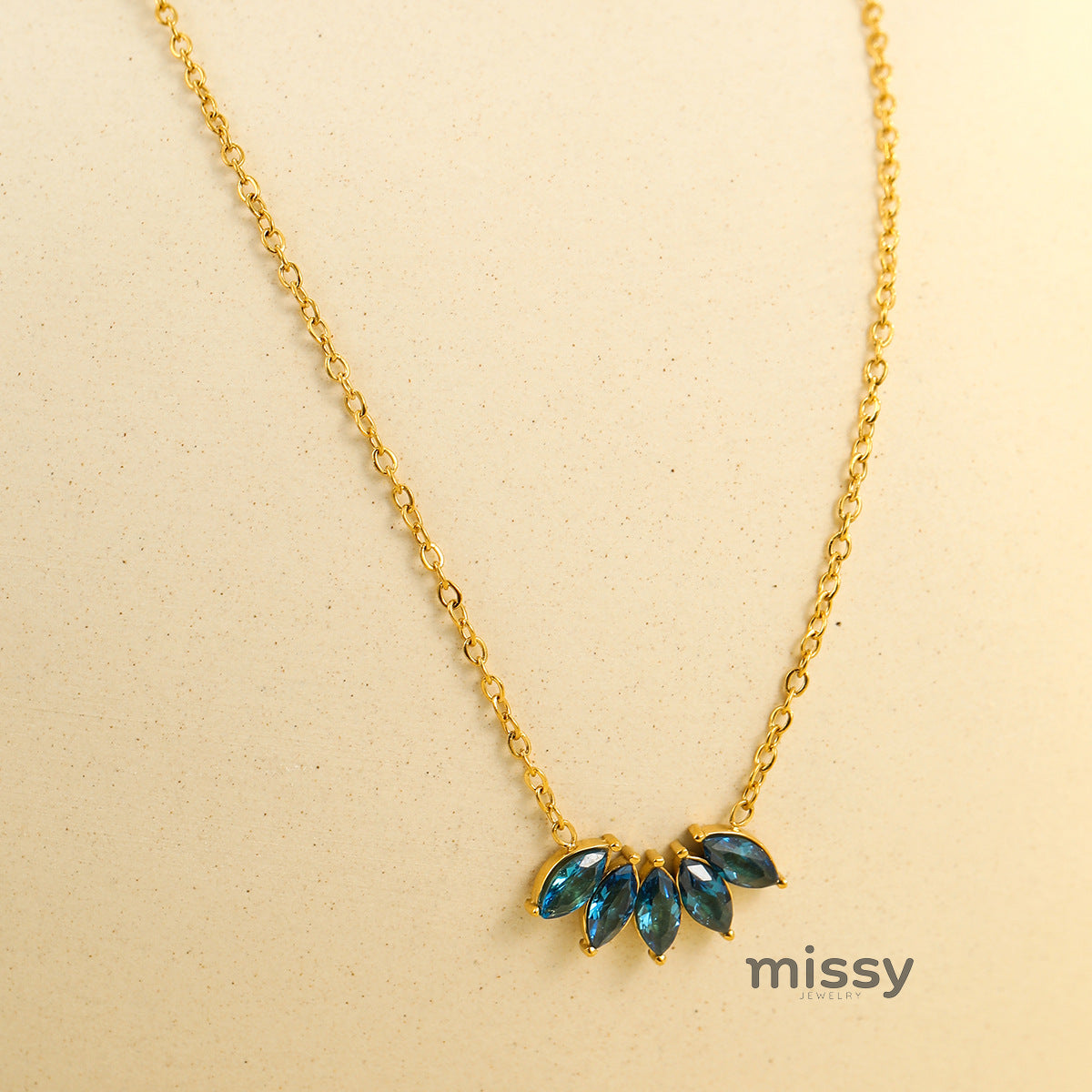 Tommie Zircon Petal Leaf Necklace [5AD3QE36]