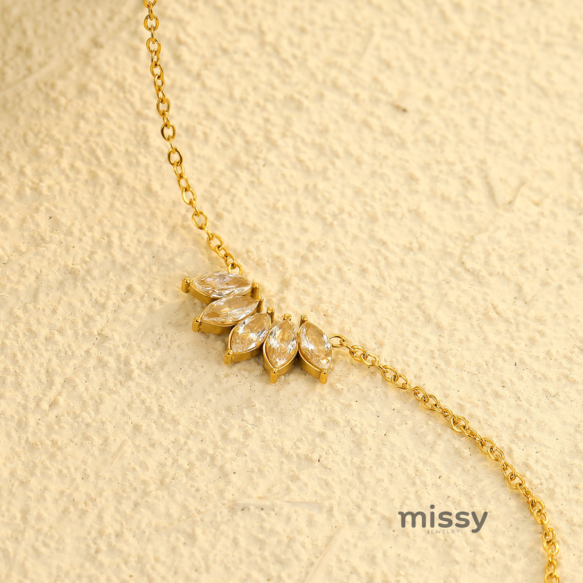 Tommie Zircon Petal Leaf Necklace [ZEUXPI4O]