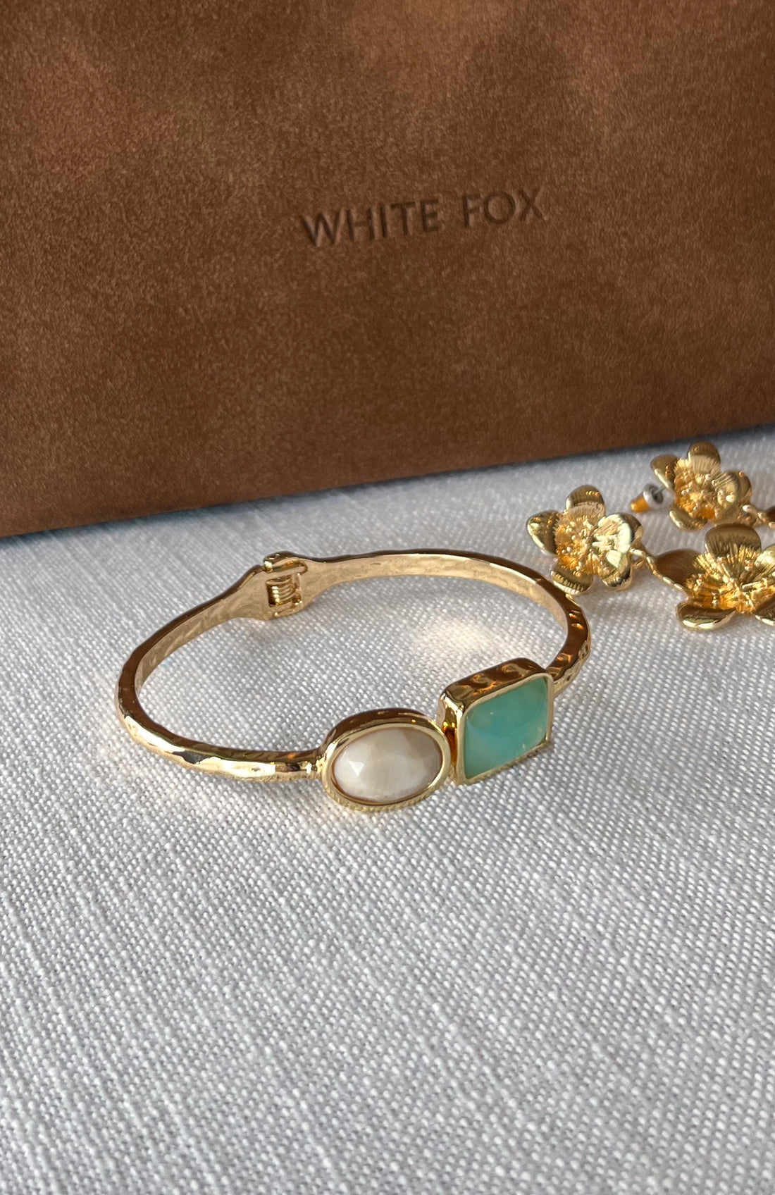 Missy Jewelry Toni Gold Crystal Bangle