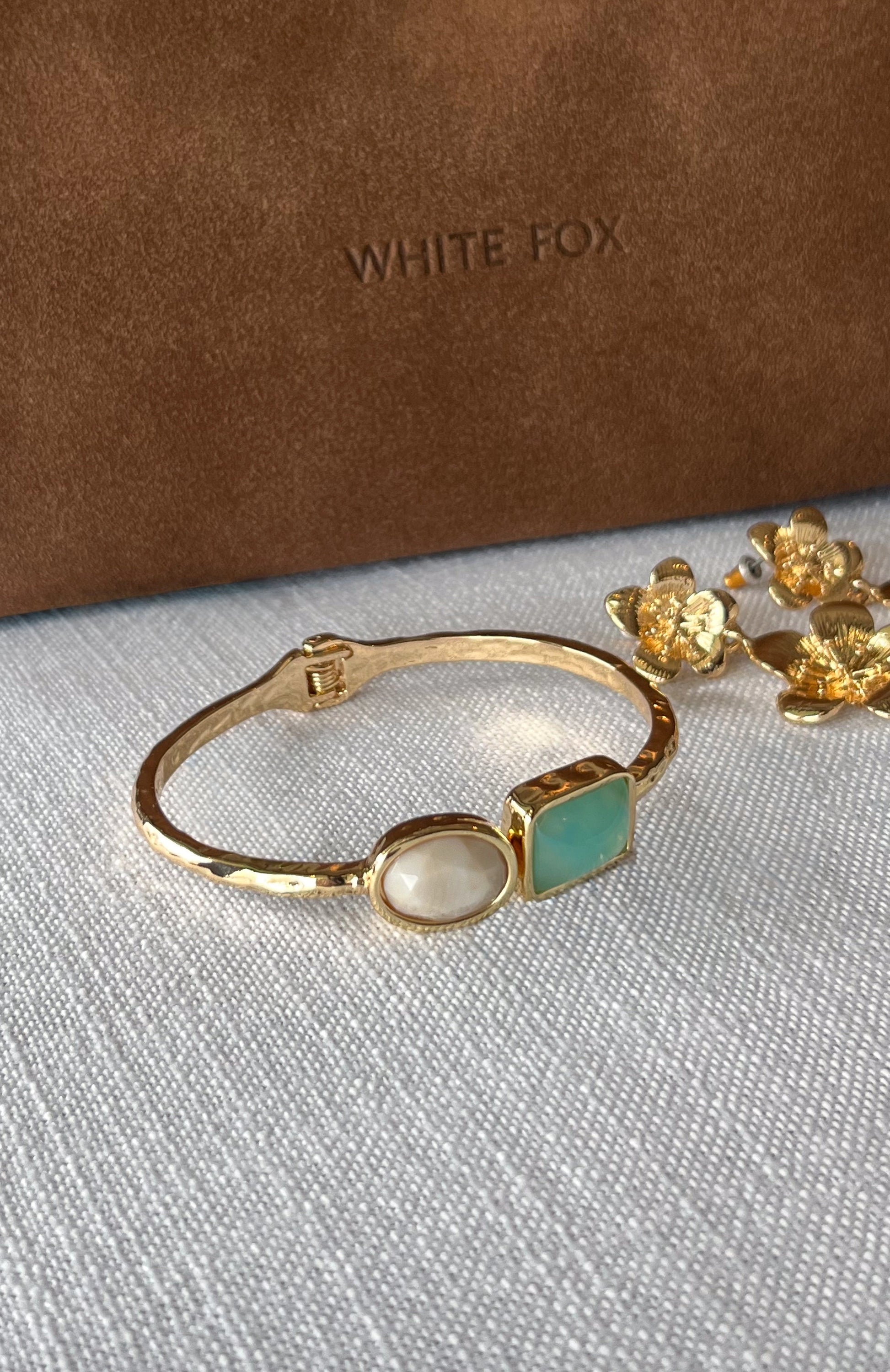 Missy Jewelry Toni Gold Crystal Bangle