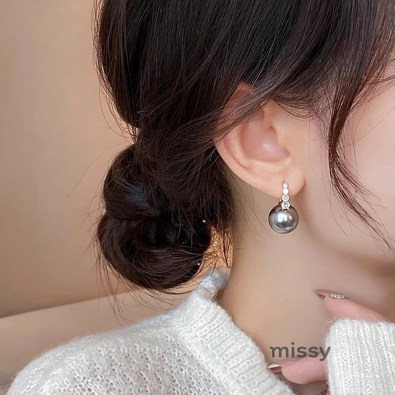 Treasure Pearl Stud Earrings [7I9BO6RP]