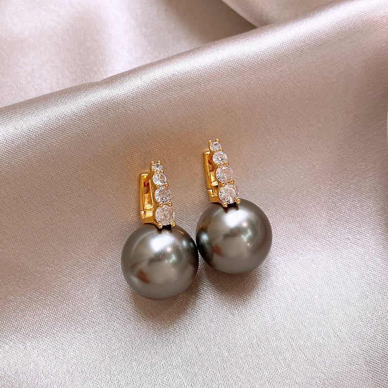 Treasure Pearl Stud Earrings [7I9BO6RP]