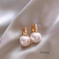 Treasure Pearl Stud Earrings [4IXNUFOD]