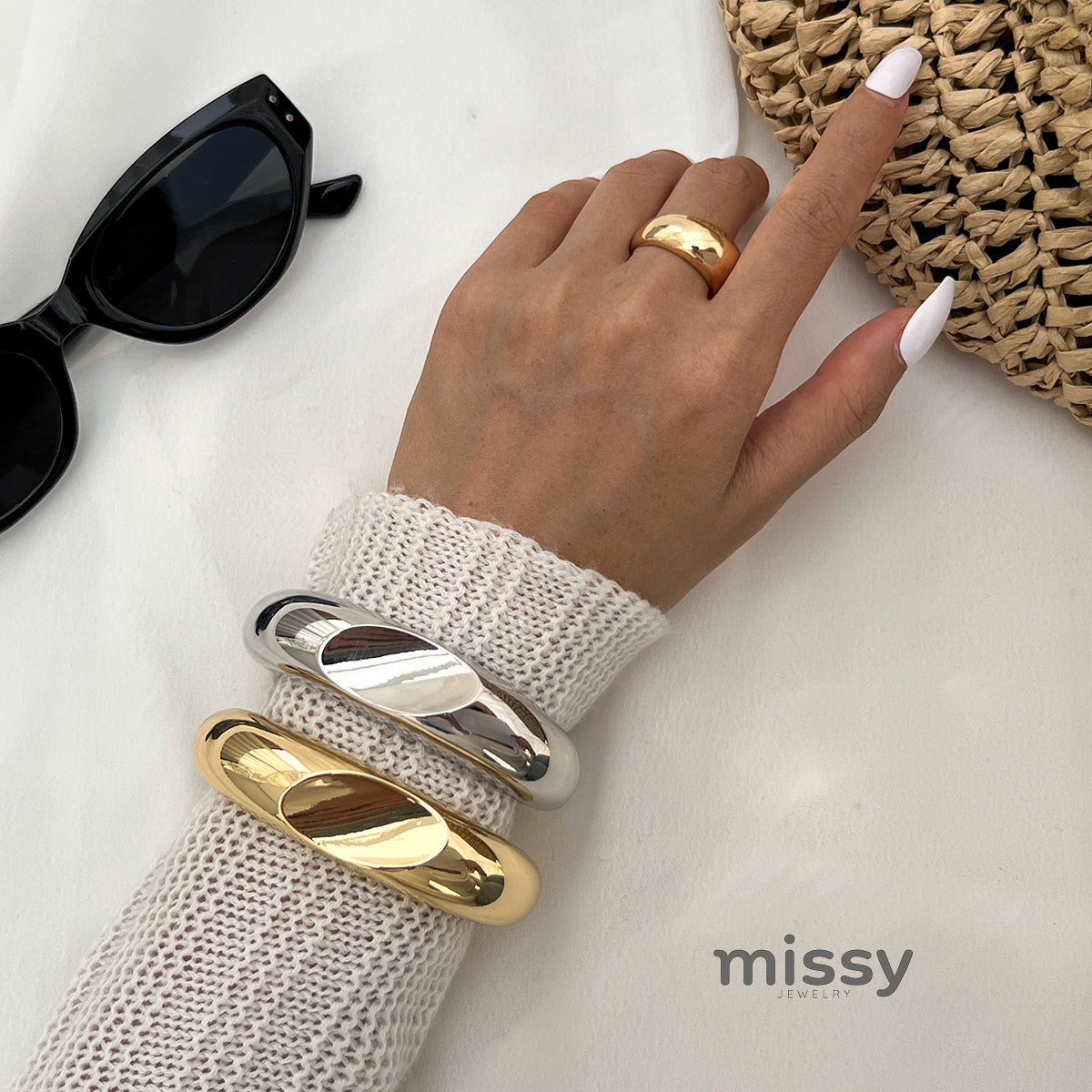 Tyleigh Wave Waterdrop Bangle