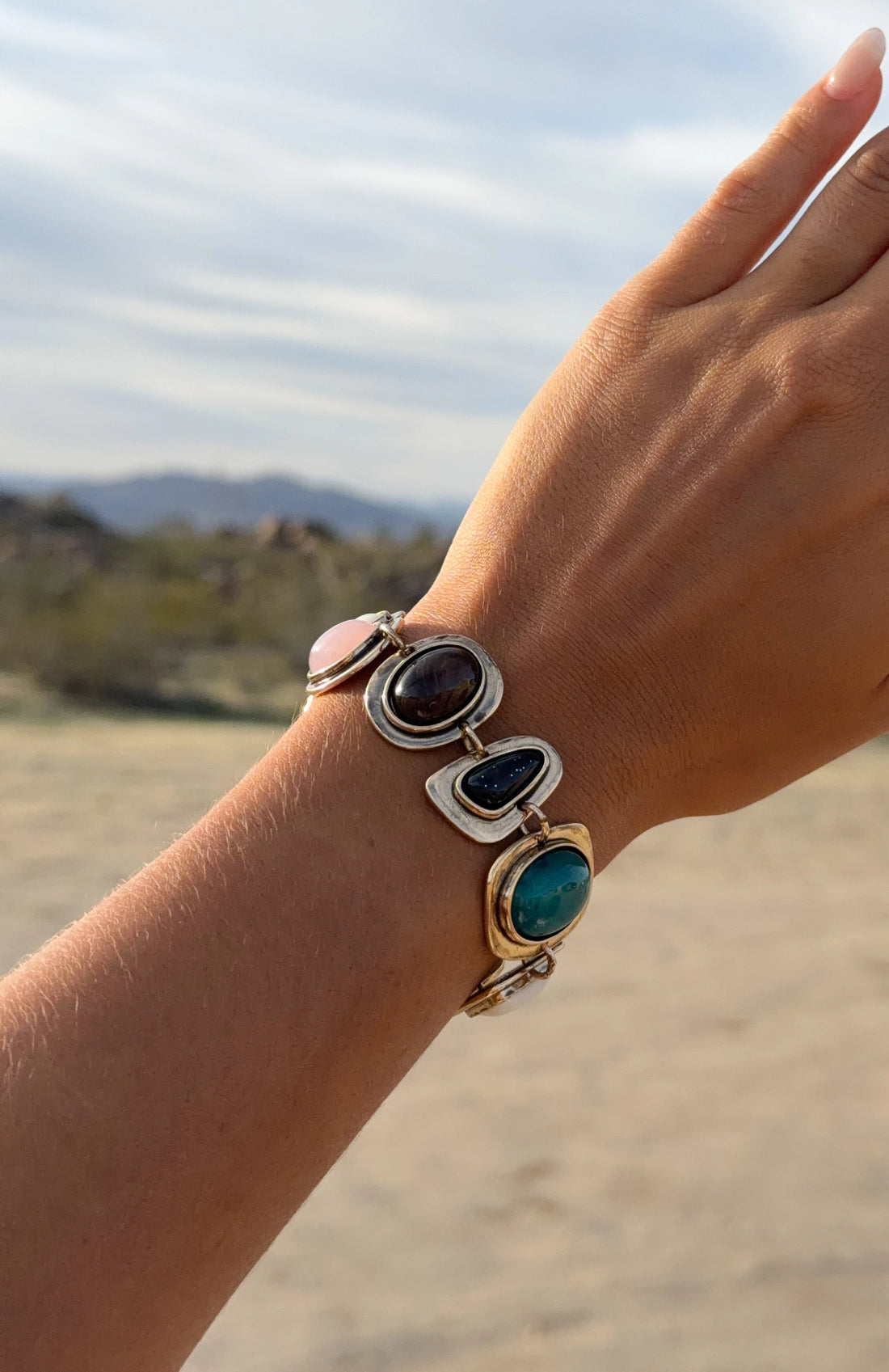 Missy Jewelry Tynlee Crystal Embellished Bracelet