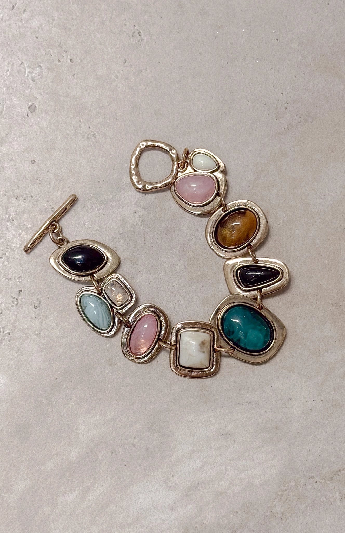 Missy Jewelry Tynlee Crystal Embellished Bracelet