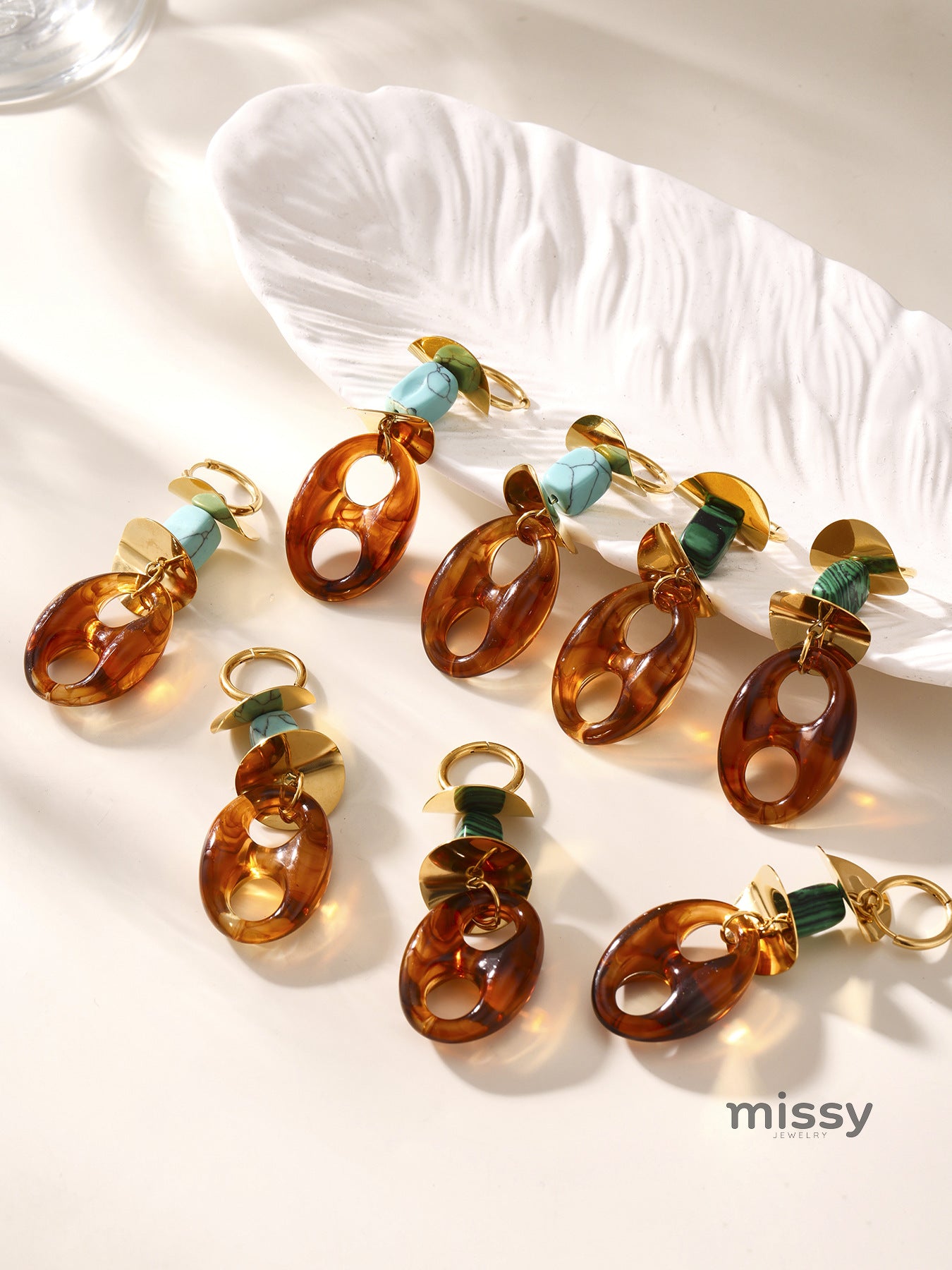 Valentine Geometric Stone Drop Earrings [UYM5BS2X]