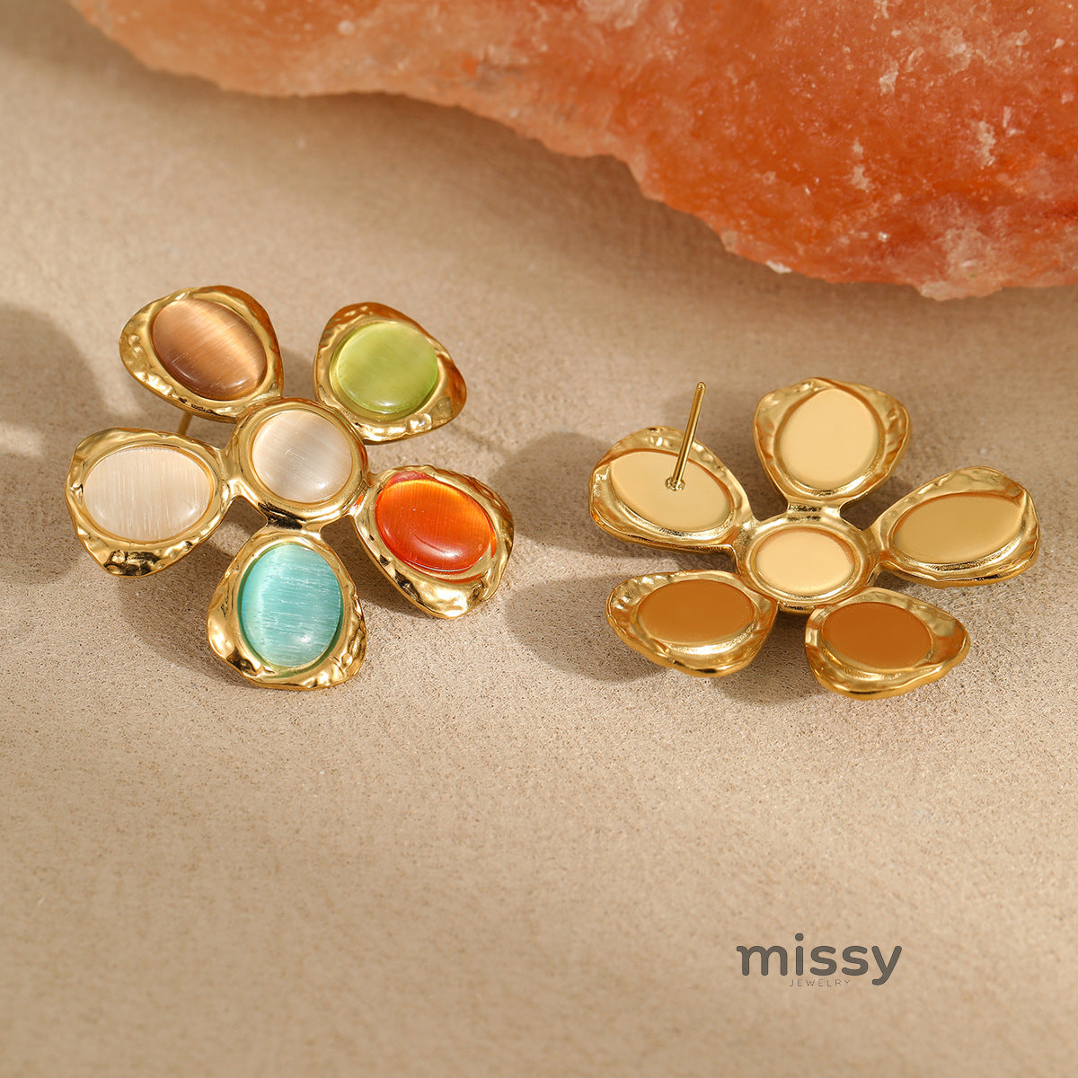 Vanna Hammered Flower Earrings [7R1FSQ6U]