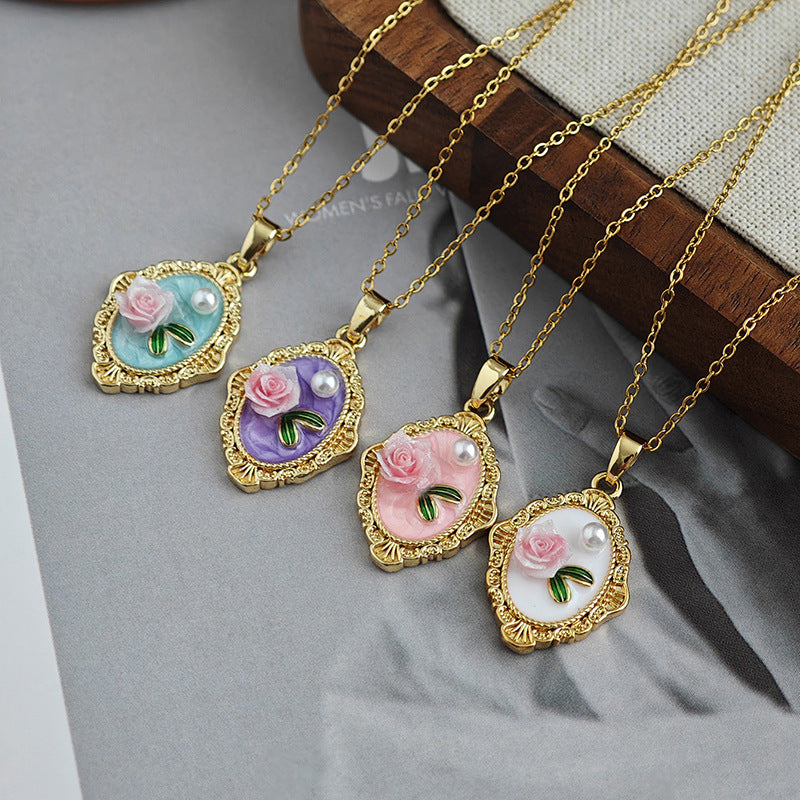 Vihana Retro Floral Pearl Necklace [5J9SDSVL]