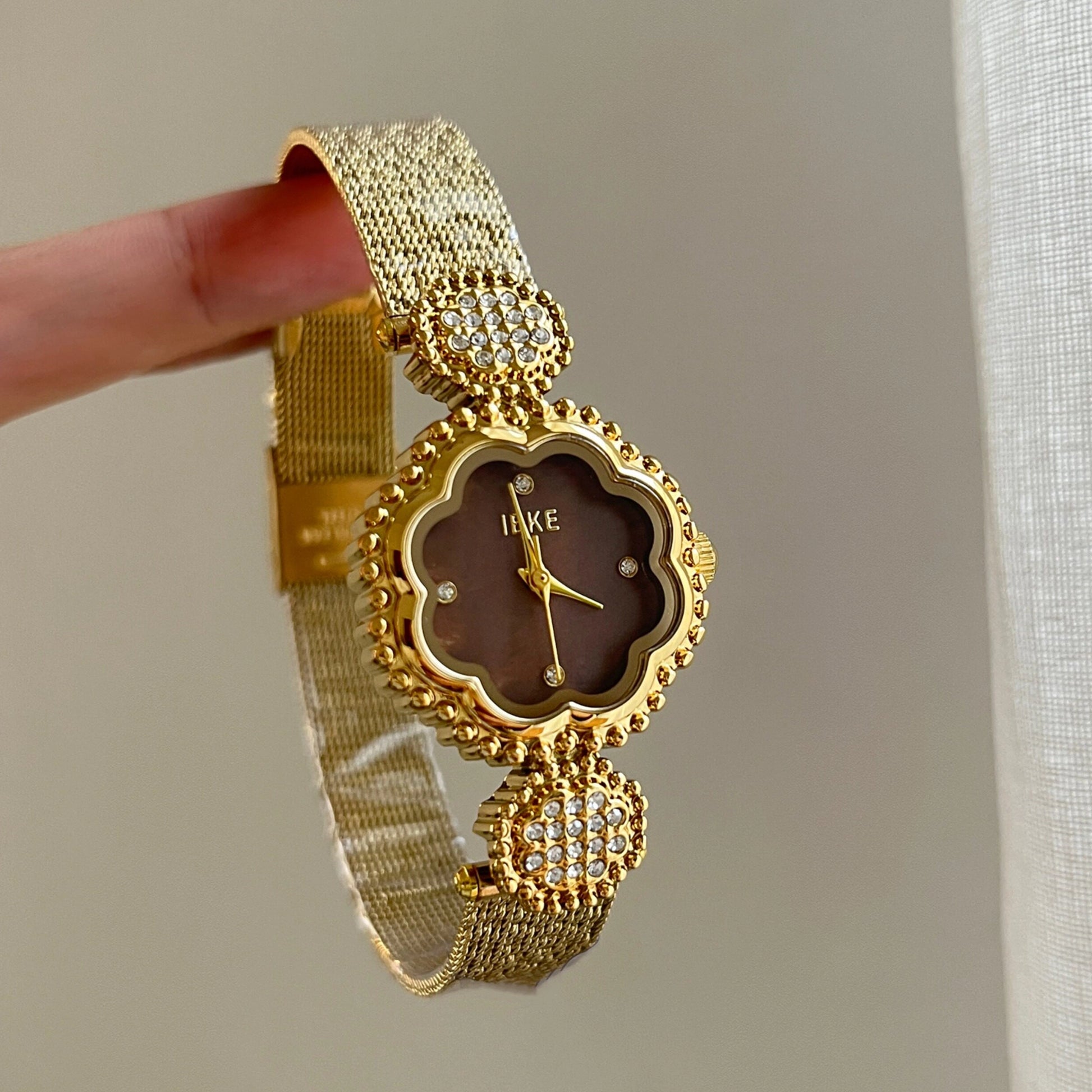 Vintage Camellia Bracelet Watch [2602PXU3]