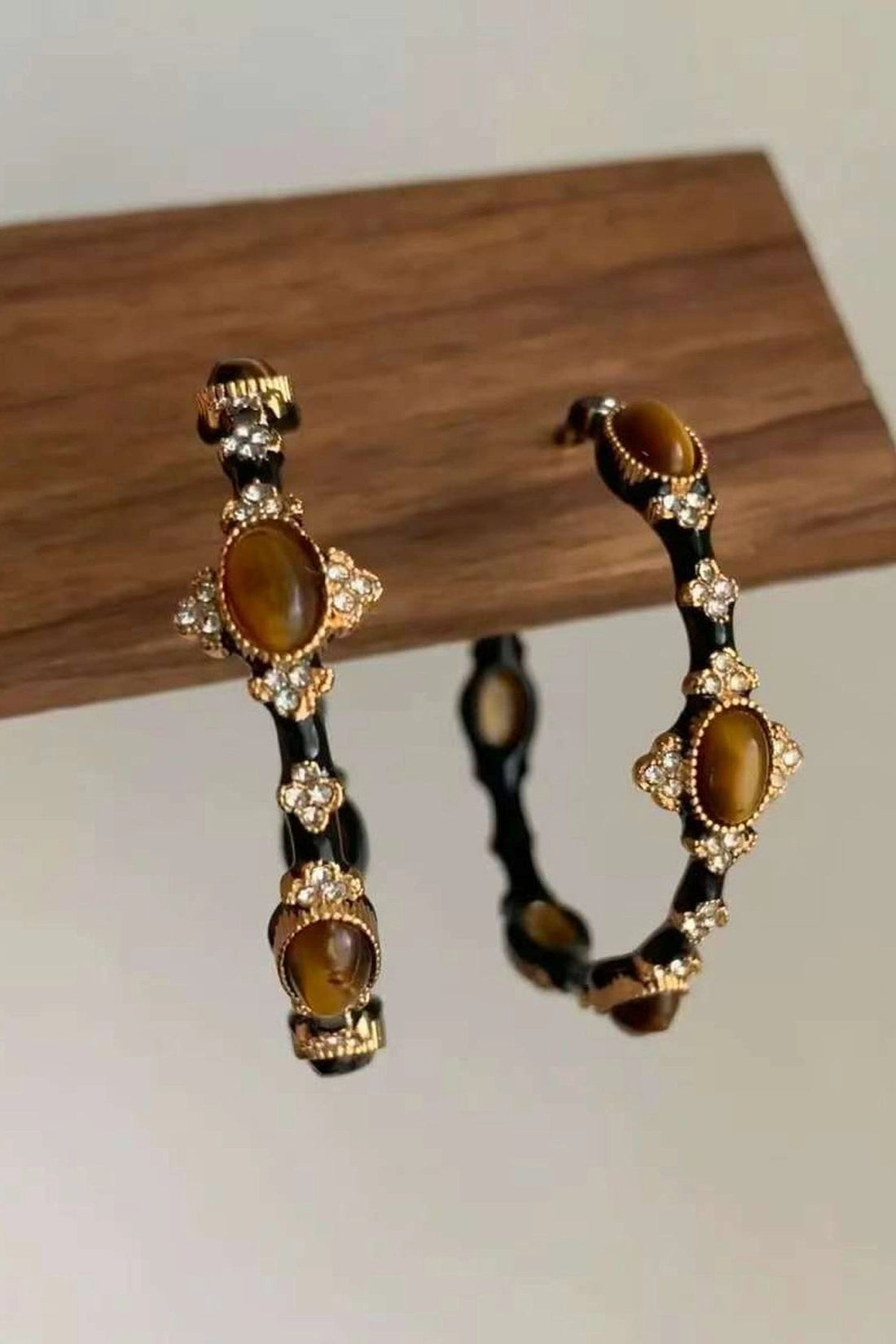 Vintage Cat's Eye Stone Earrings [F5C1O4S3]