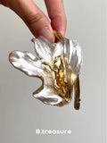 Vintage Floral Relief Bangle Bracelet [JXPEDOPW]
