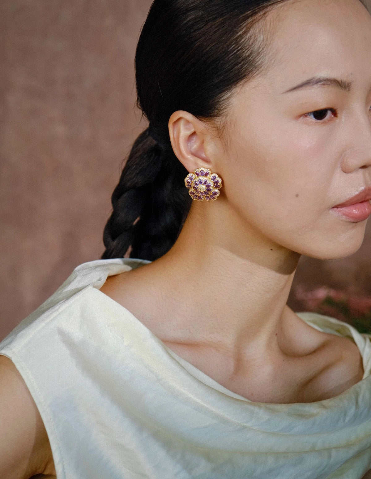 Vintage Flower Stud Earrings [2HQKO3CR]