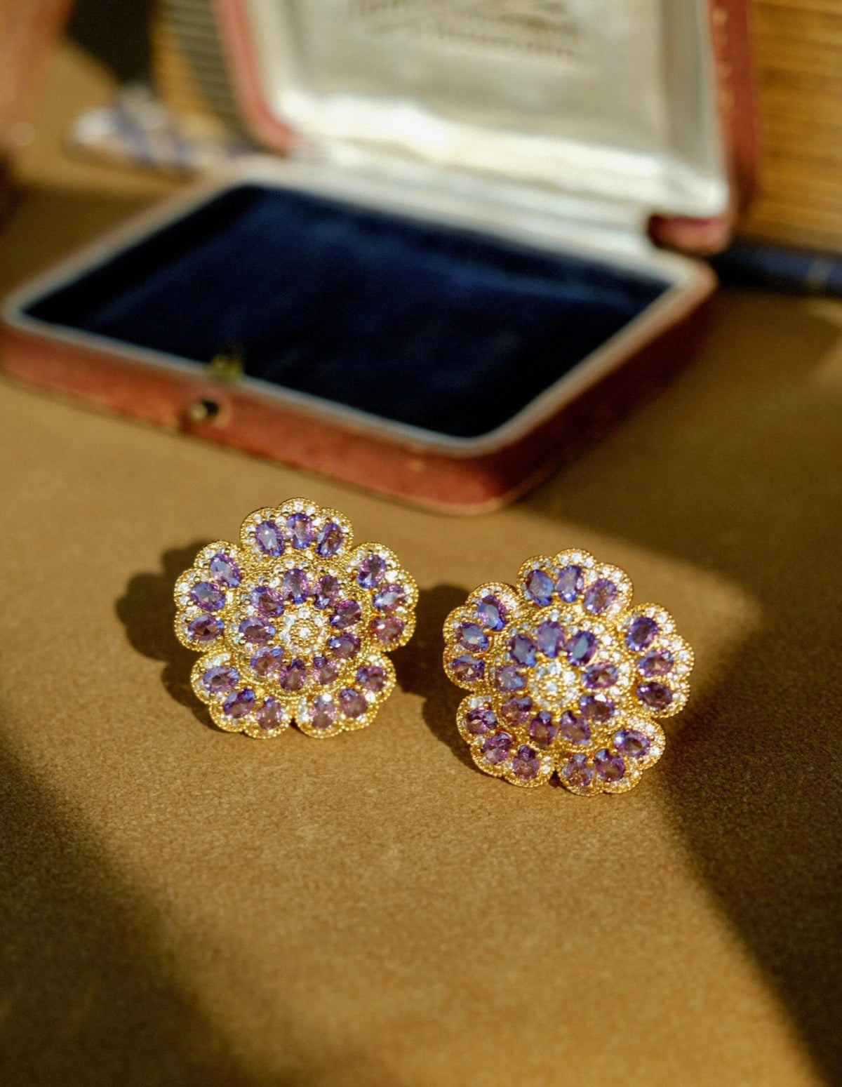 Vintage Flower Stud Earrings [VM872PVT]