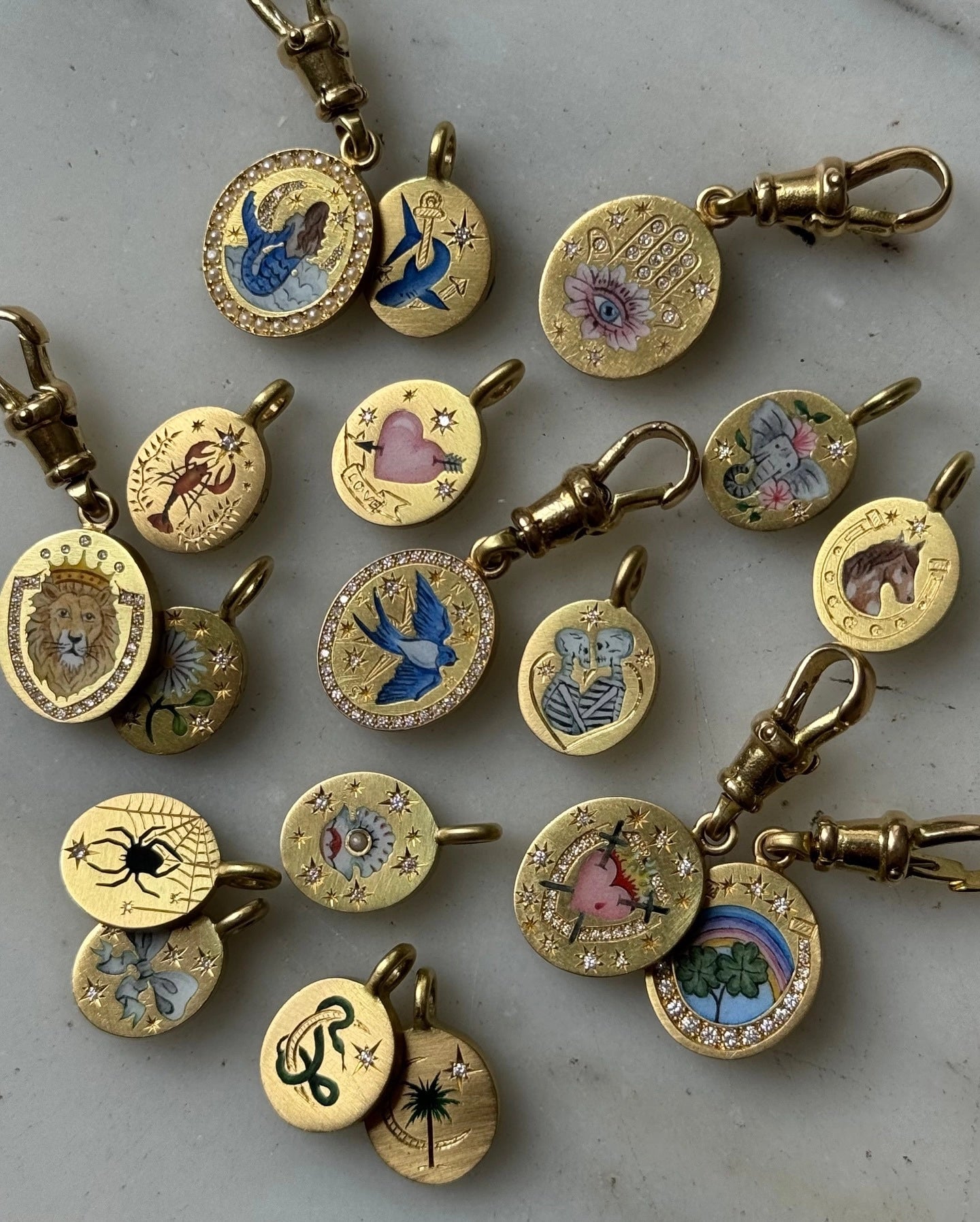 Vintage Inspired Tarot Pendant Necklace [DQPA5W2X]