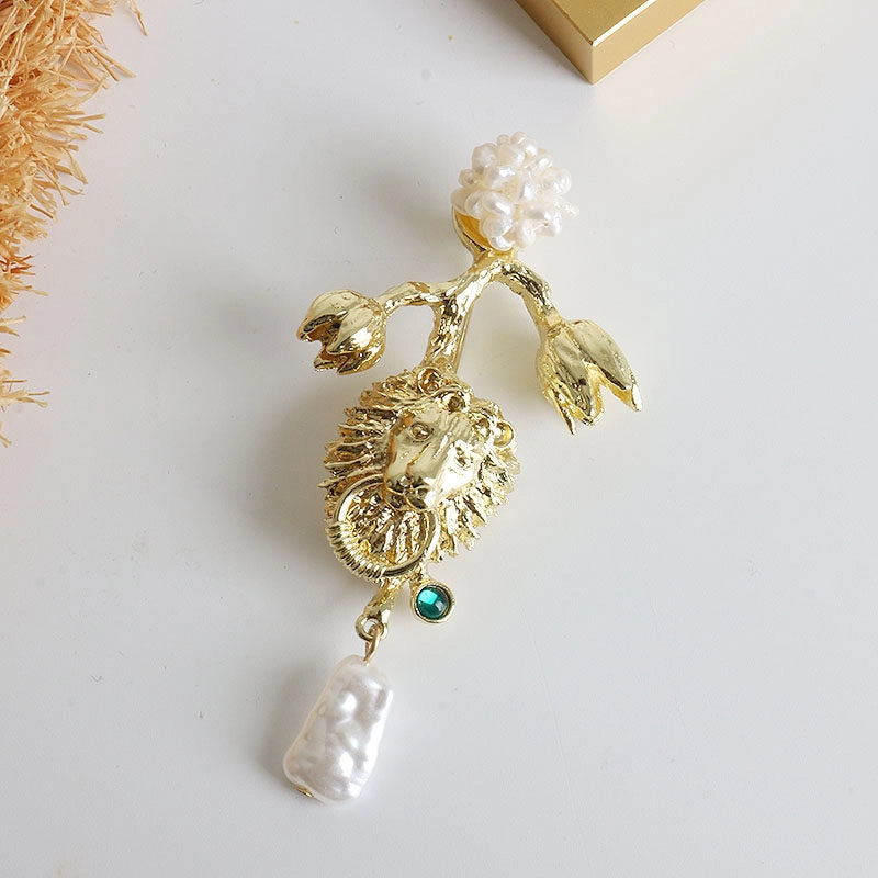 Vintage Lion Pearl Chain Brooch [BARQANVW]