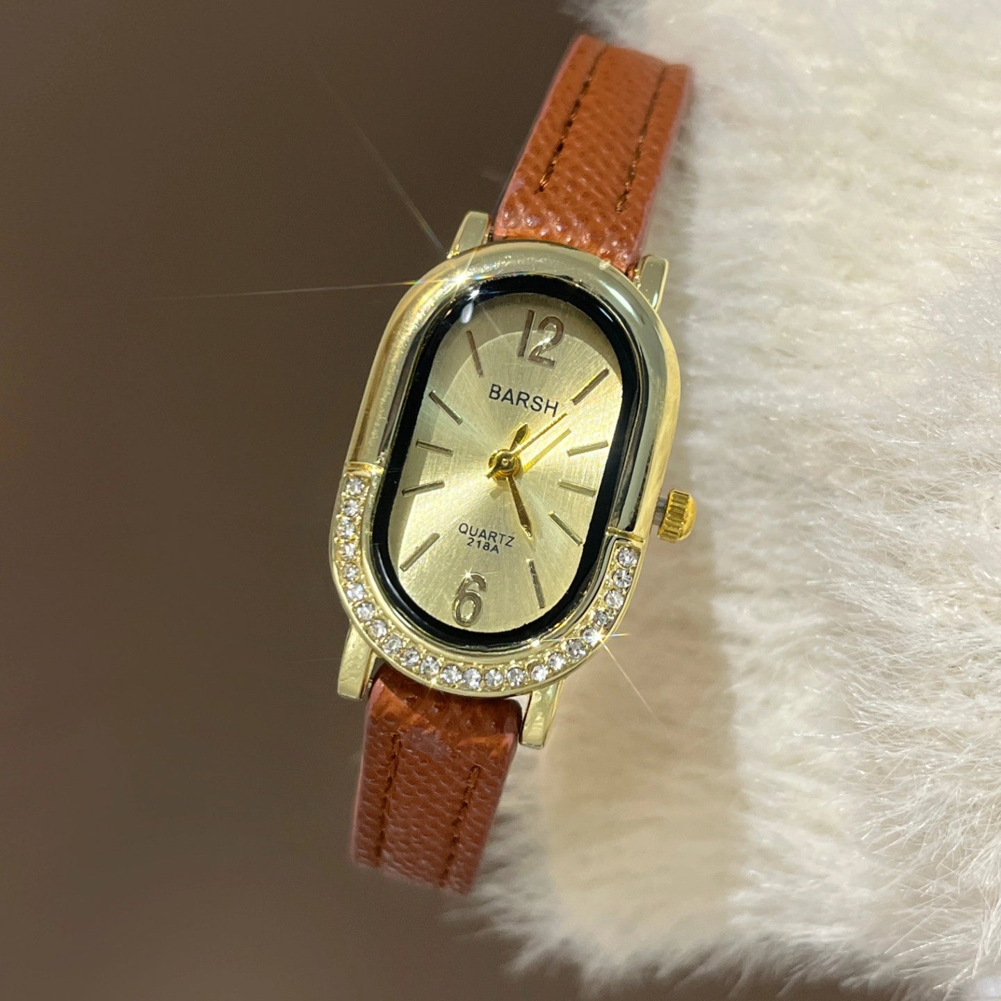 Vintage Oval Dial Leather Watch [O2676WMK]