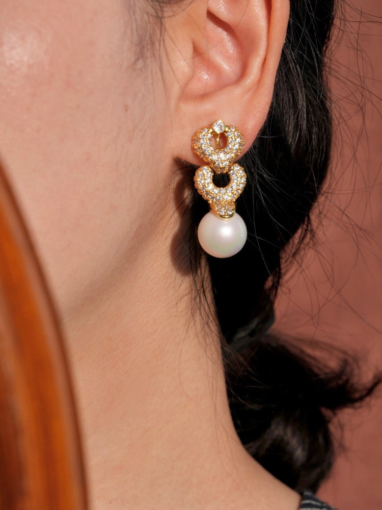 Vintage Pearl Drop Earrings [I0TDME7O]
