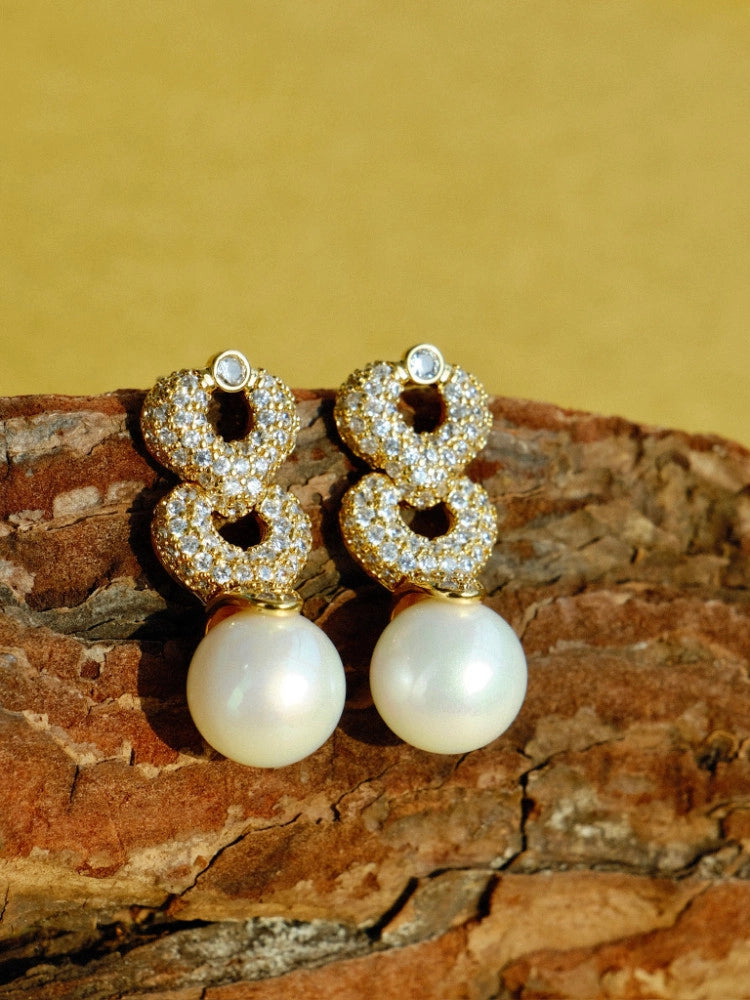 Vintage Pearl Drop Earrings [HUN5XPV9]