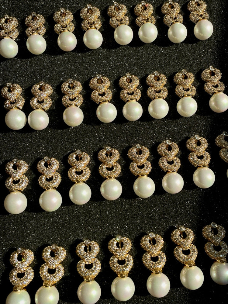 Vintage Pearl Drop Earrings [7BU1PCOZ]