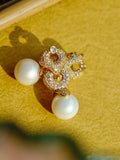 Vintage Pearl Drop Earrings [N6MKB7QQ]