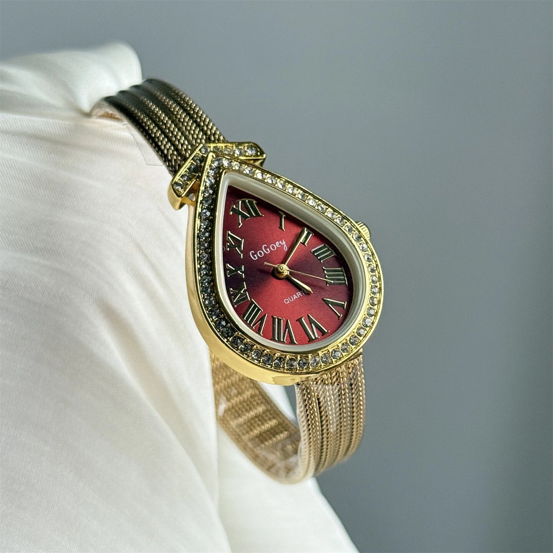 Vintage Roman Numeral Mesh Watch [K3O3S5M8]