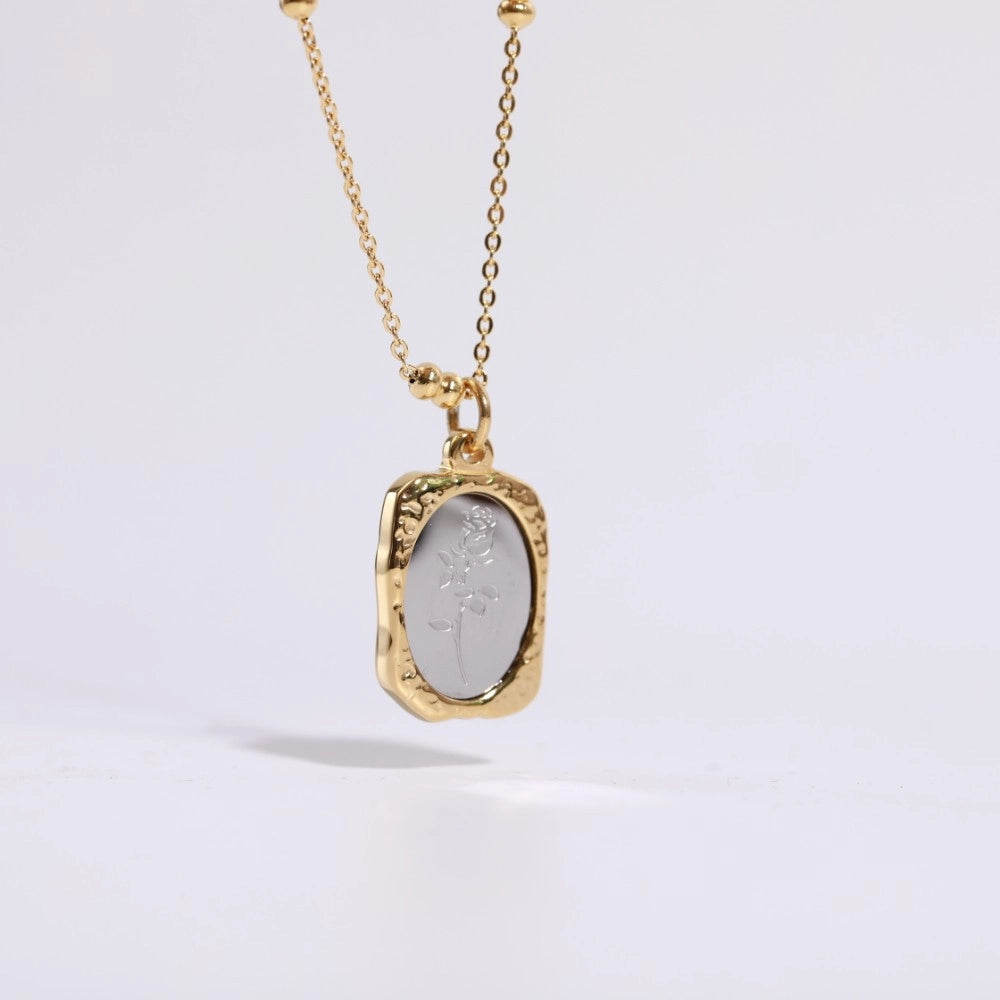 Vintage Rose Mirror Pendant Necklace [MXSLUU8K]