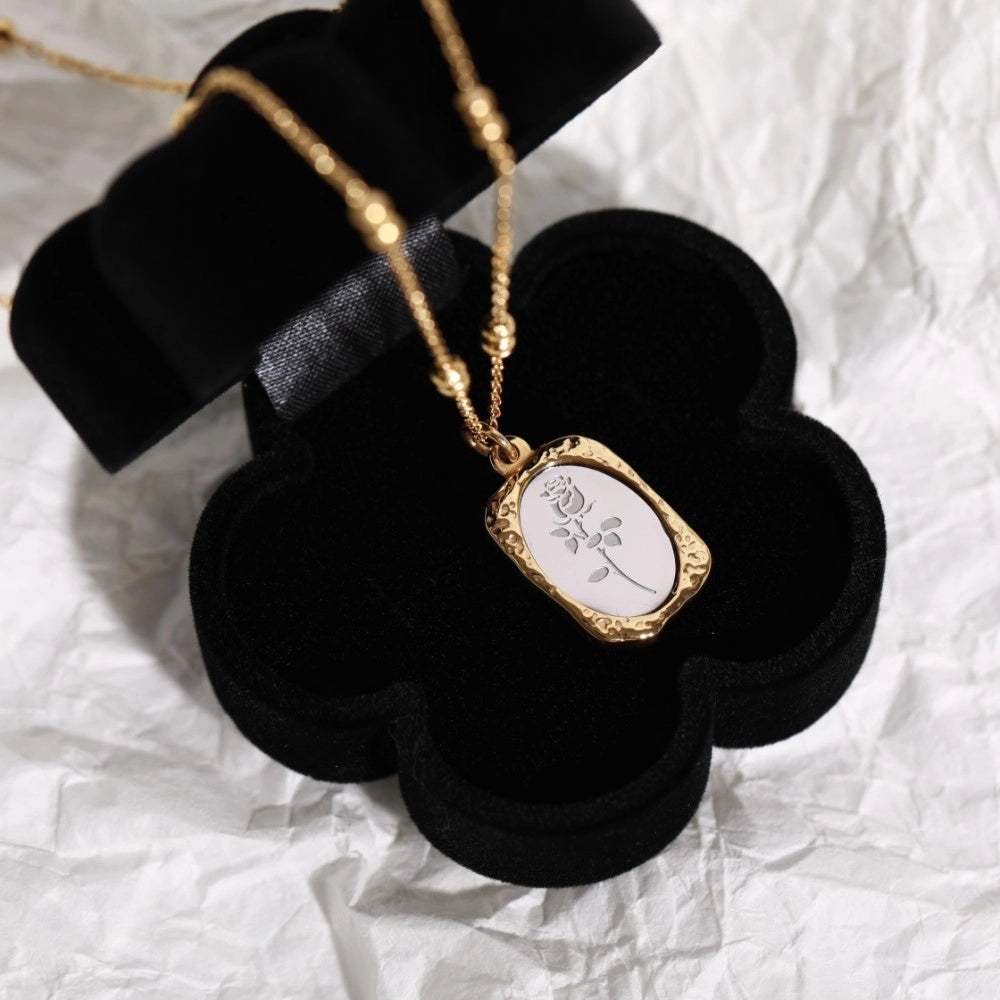 Vintage Rose Mirror Pendant Necklace [D4L18YA3]
