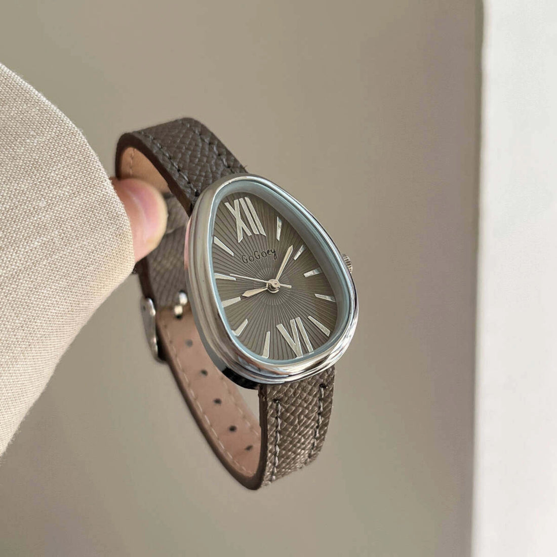 Vintage Snake Head Shaped Watch [GZ40JBJM]