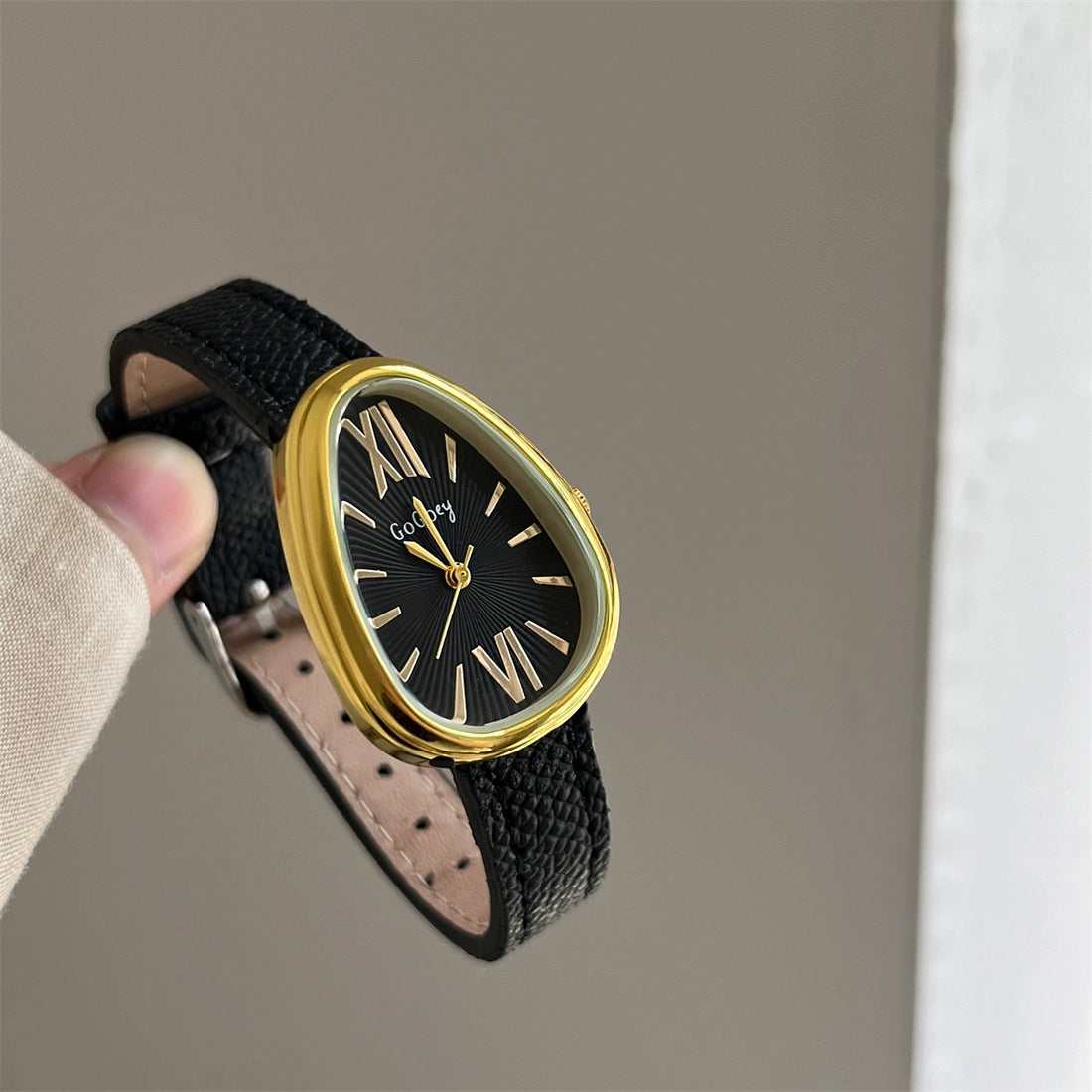 Vintage Snake Head Shaped Watch [GZ40JBJM]