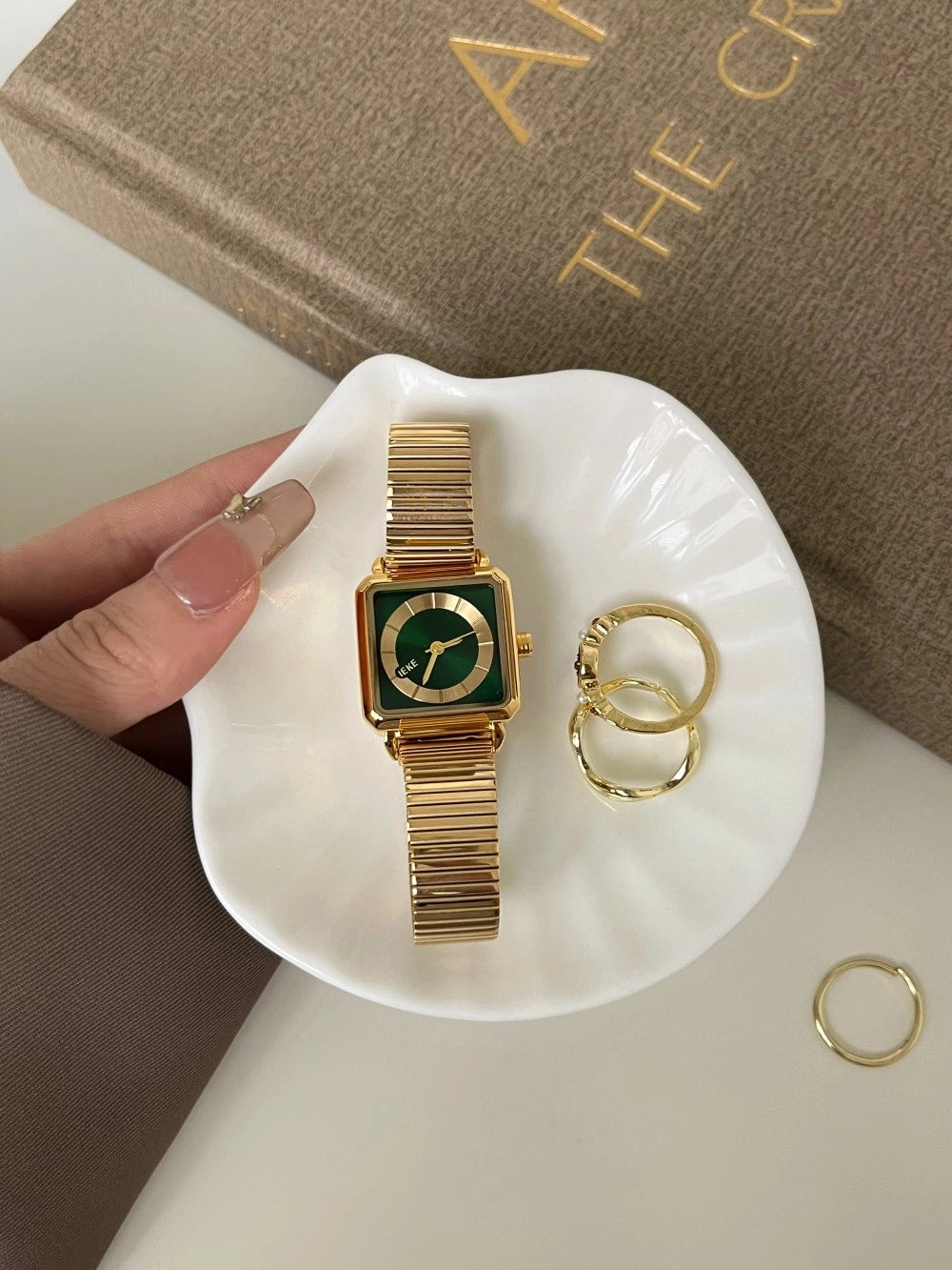 Vintage Square Bracelet Watch [W6JNTOBW]