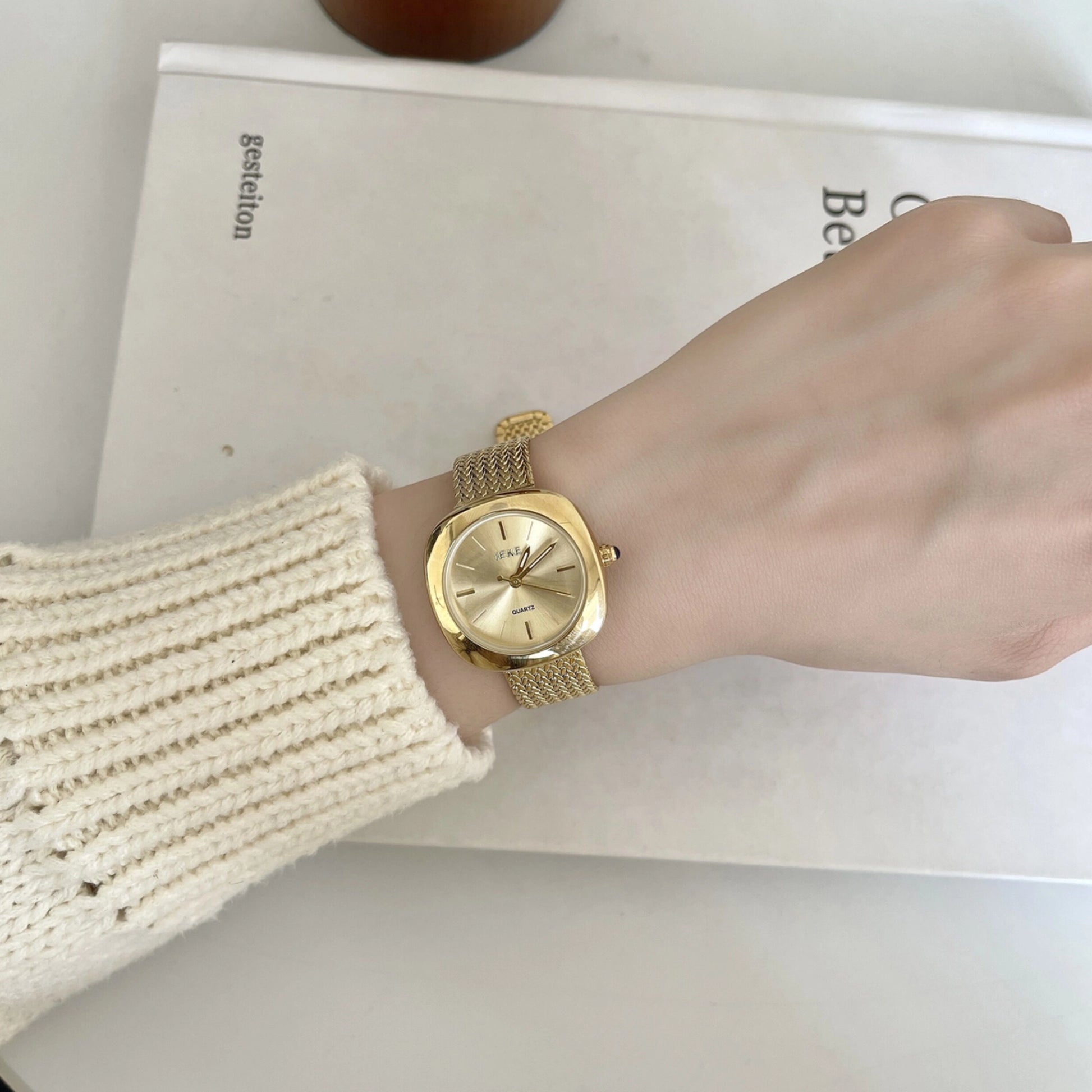 Vintage Square Bracelet Watch [PFS3UNH7]