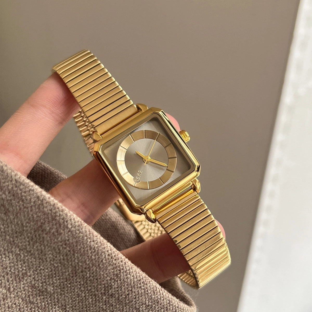 Vintage Square Bracelet Watch
