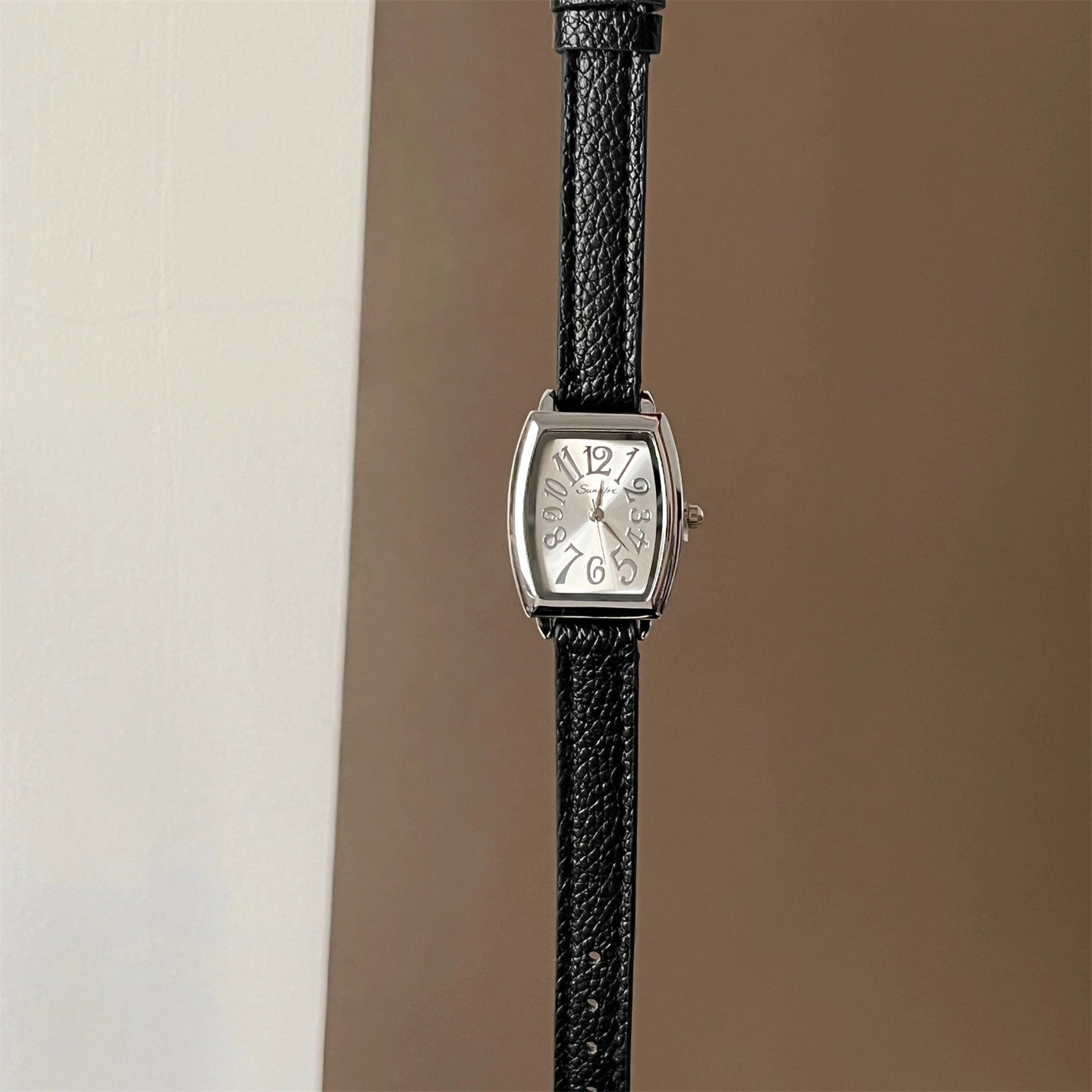 Vintage Square Dial Faux Leather Watch [6EYEYFVW]