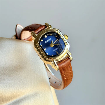 Vintage Square Dial Leather Watch [S7L9X6OJ]