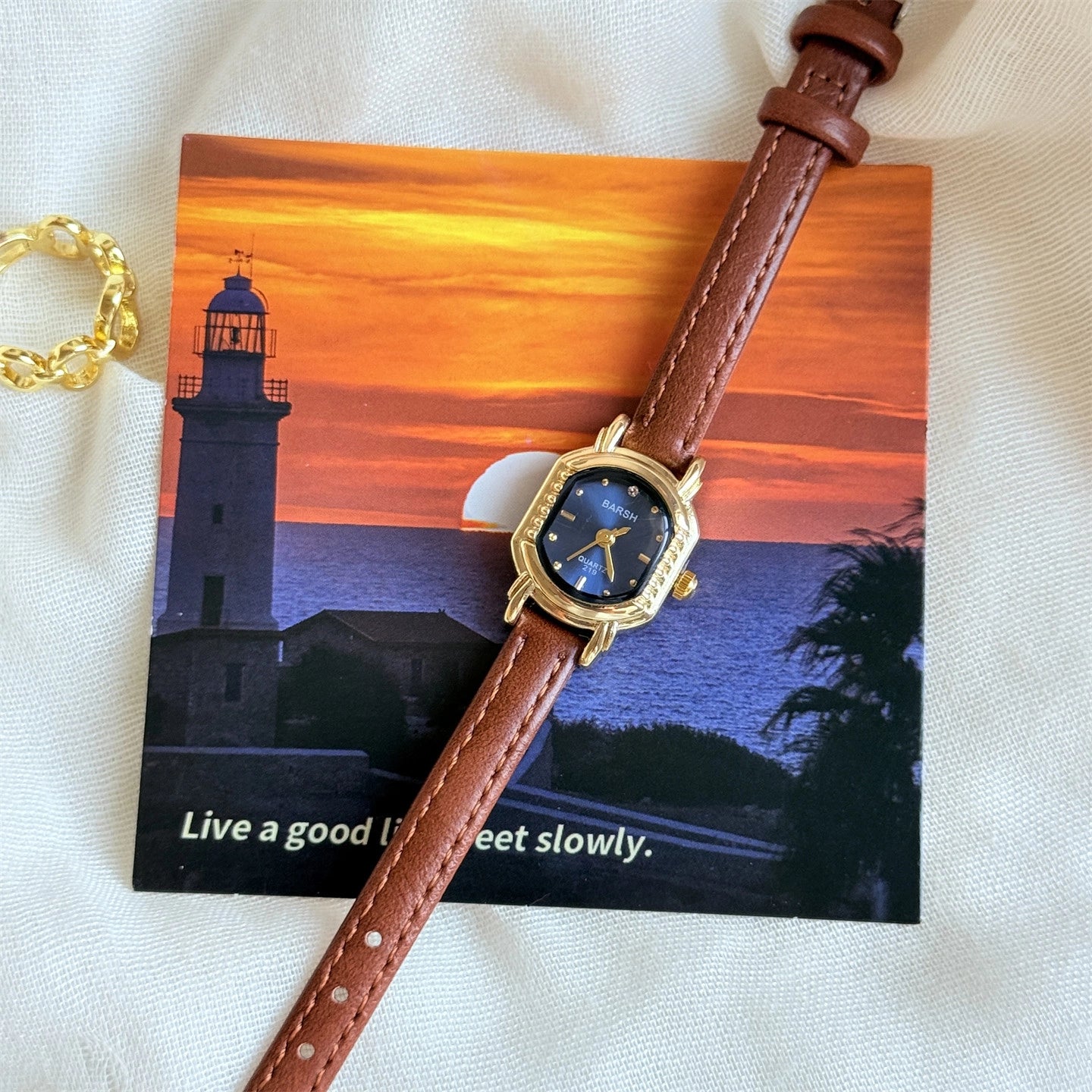 Vintage Square Dial Leather Watch [ER3PMRGI]